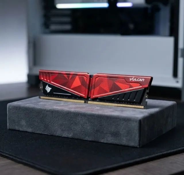 Memória RAM 16Gb (2x8) T-FORCE VULCAN
