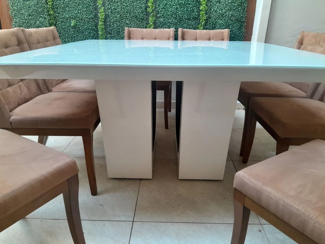 Mesa de jantar e 8 cadeiras maciças (Posso Entregar) - Foto 3