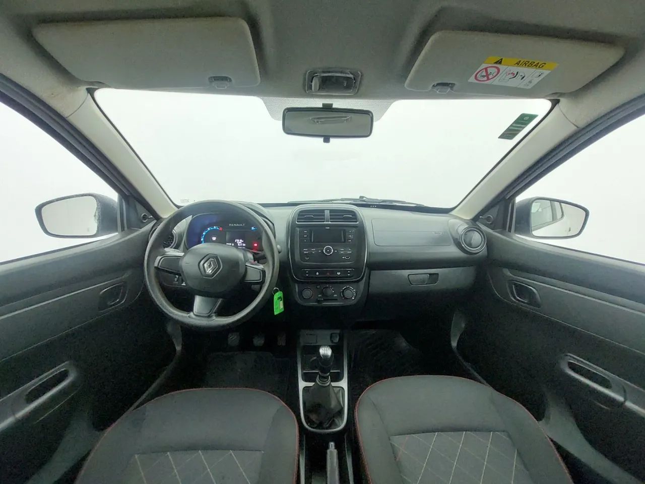 Renault Kwid 1.0 Zen, foto 15 de 18