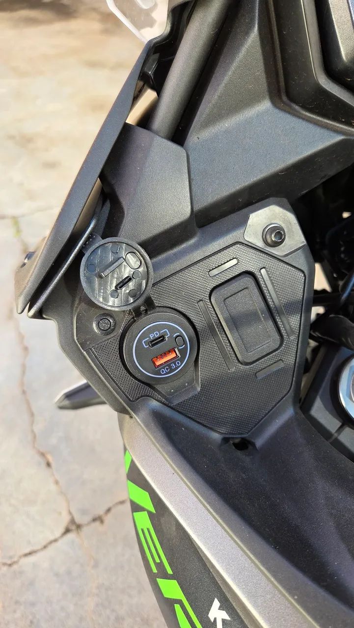 Kawasaki Versys 2025 - Foto 4