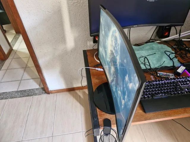 Monitor Curvo Samsung 27" - Foto 5