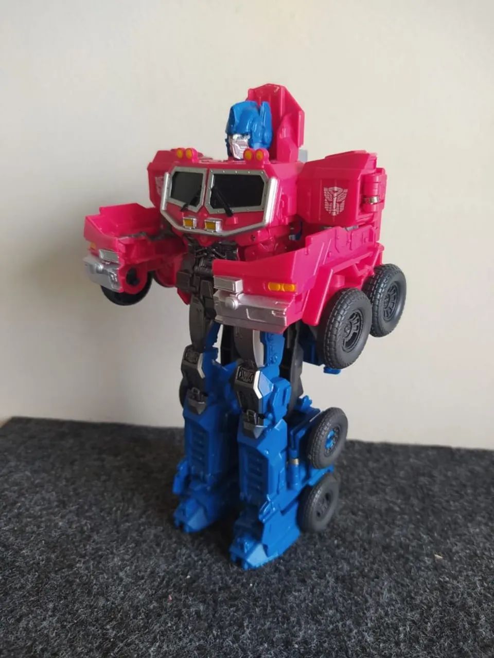 Transformers ORIGINAL - Optimus Prime da Hasbro - Foto 3