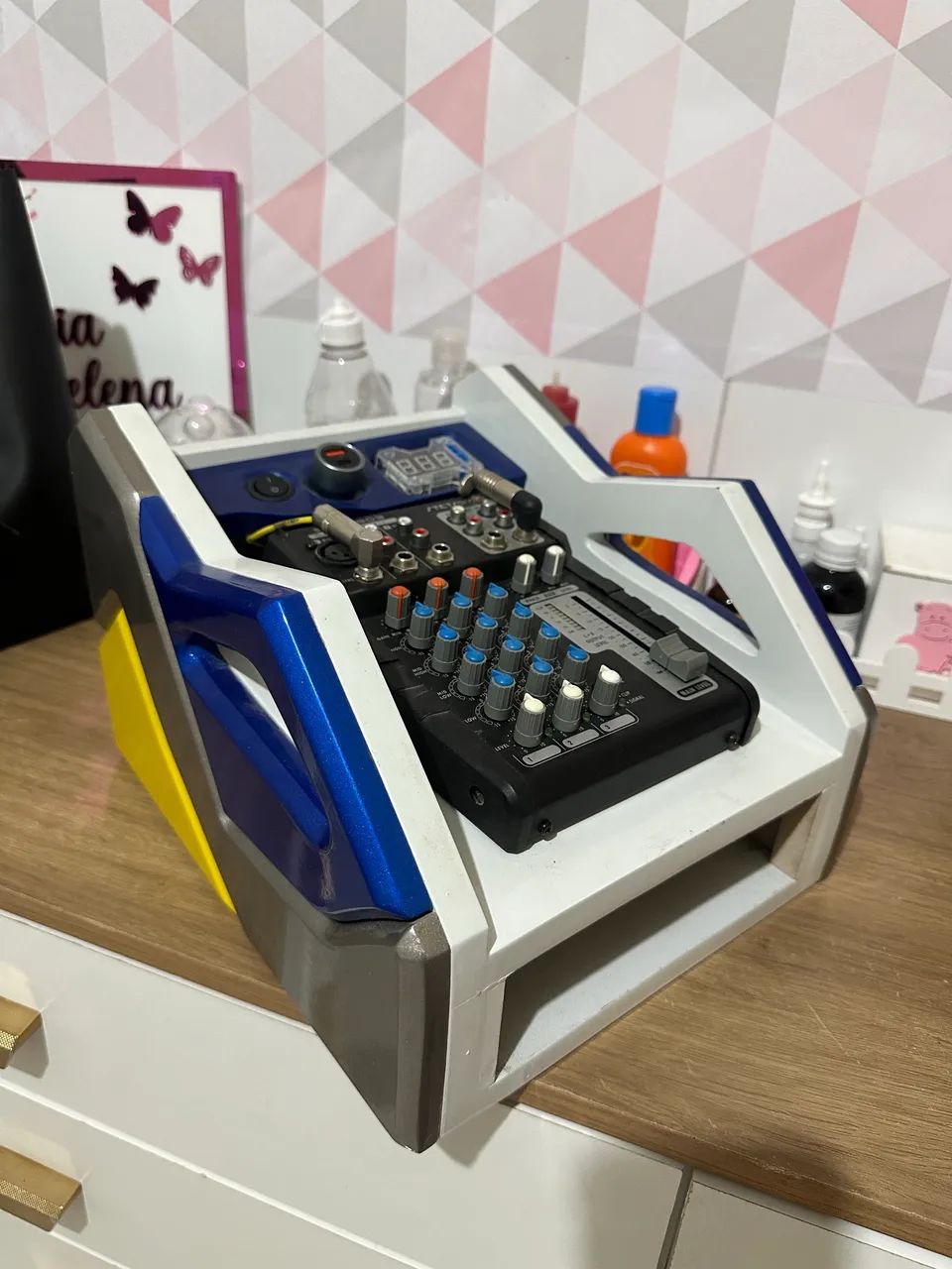 Rack móvel a venda sem uso 