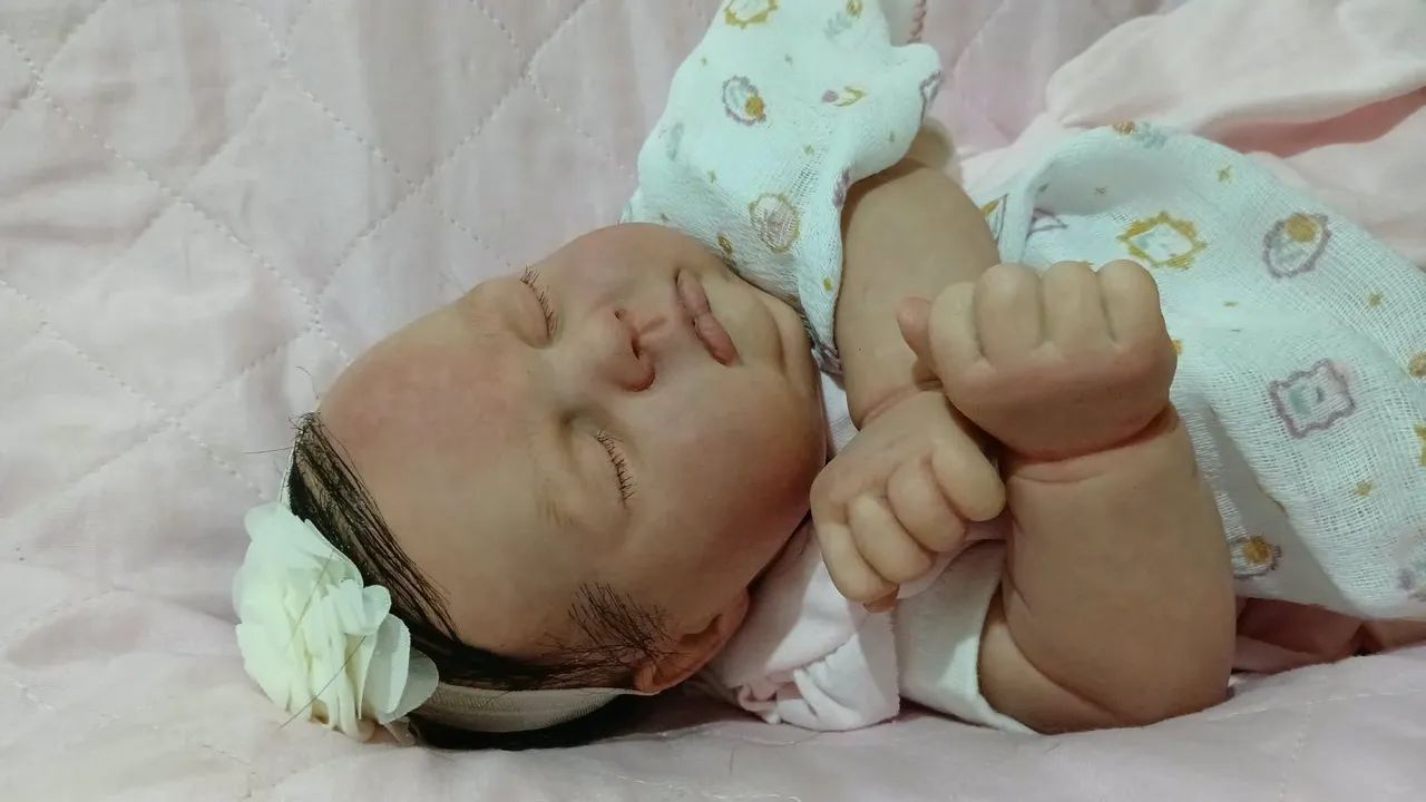Bebê Reborn hiper realista  - Foto 5