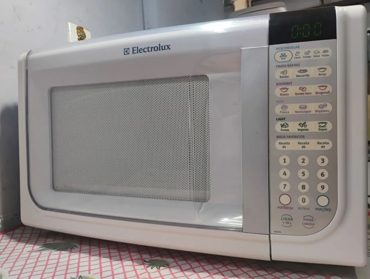 Microondas Electrolux 31 litros 