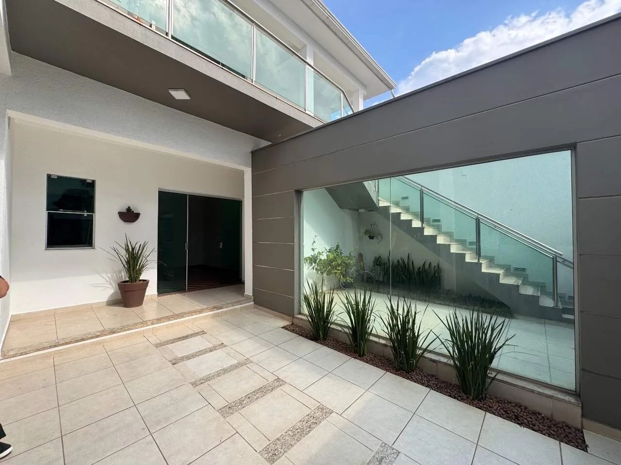 Apartamento para aluguel, 2 quartos, 1 suíte, 2 vagas, Esplanada - Divinópolis/MG