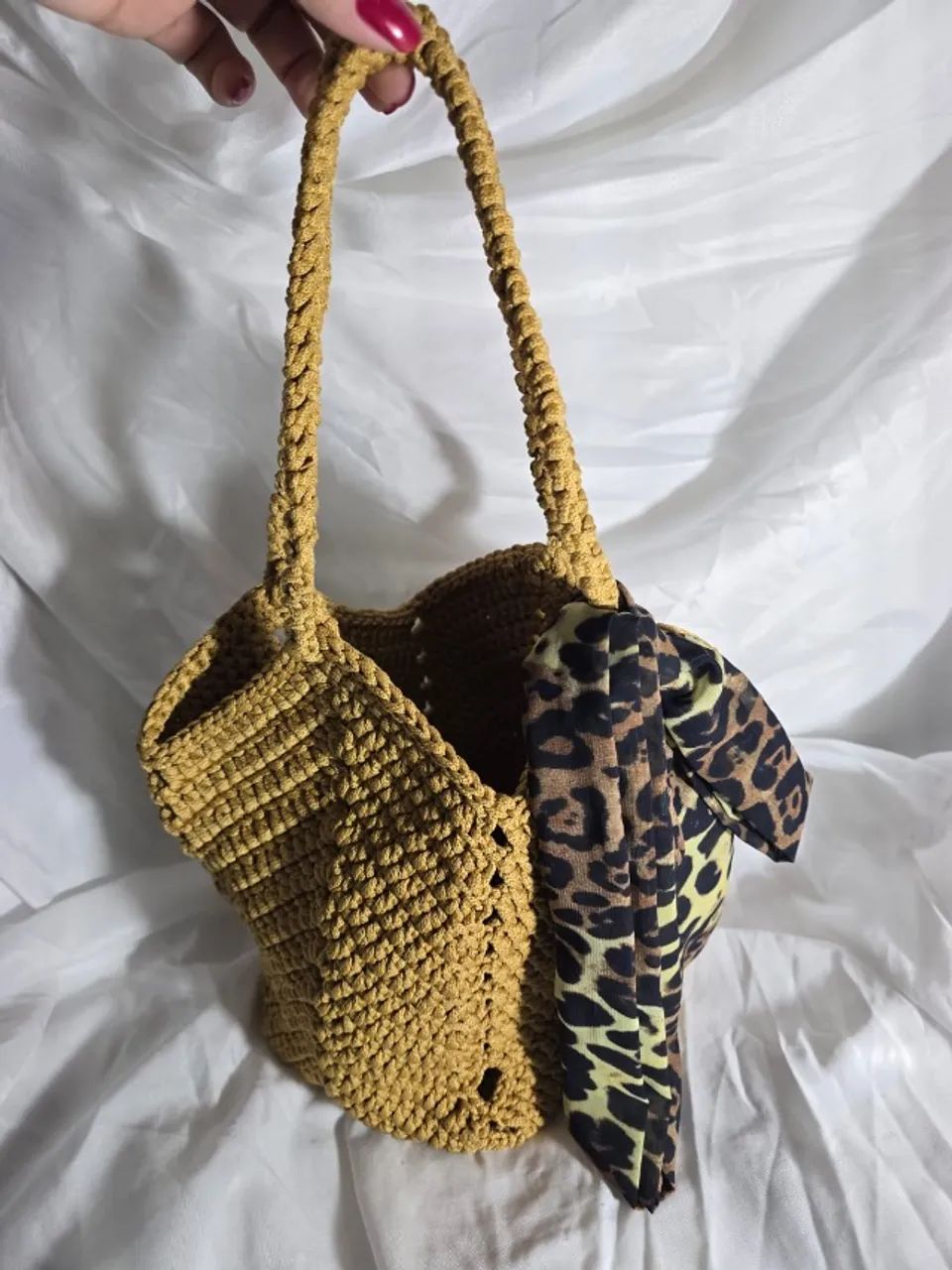 bolsa saco em crochê - Foto 3