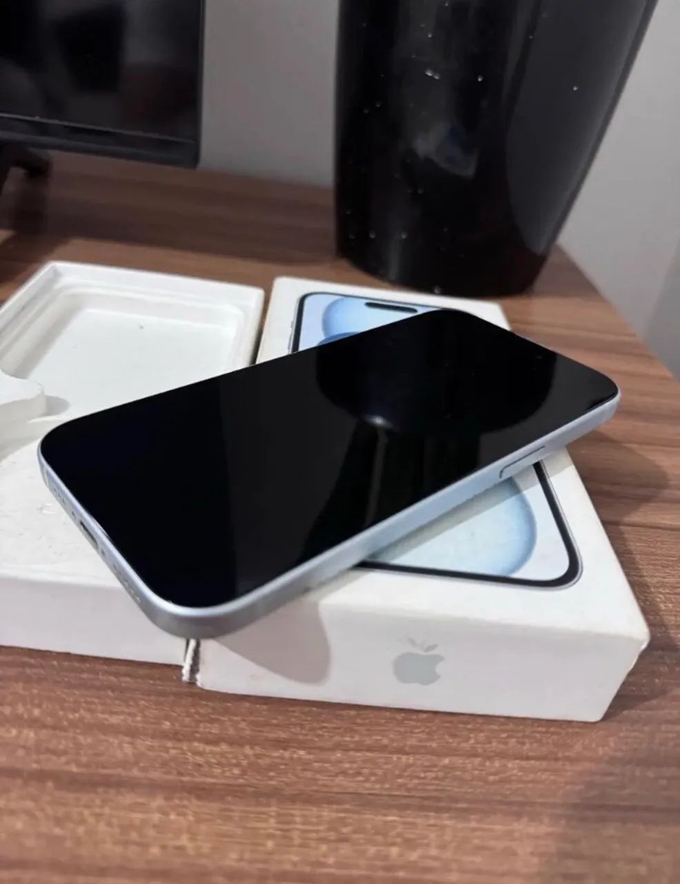 iPhone 15 128GB Tudo Ok Branco cNF 