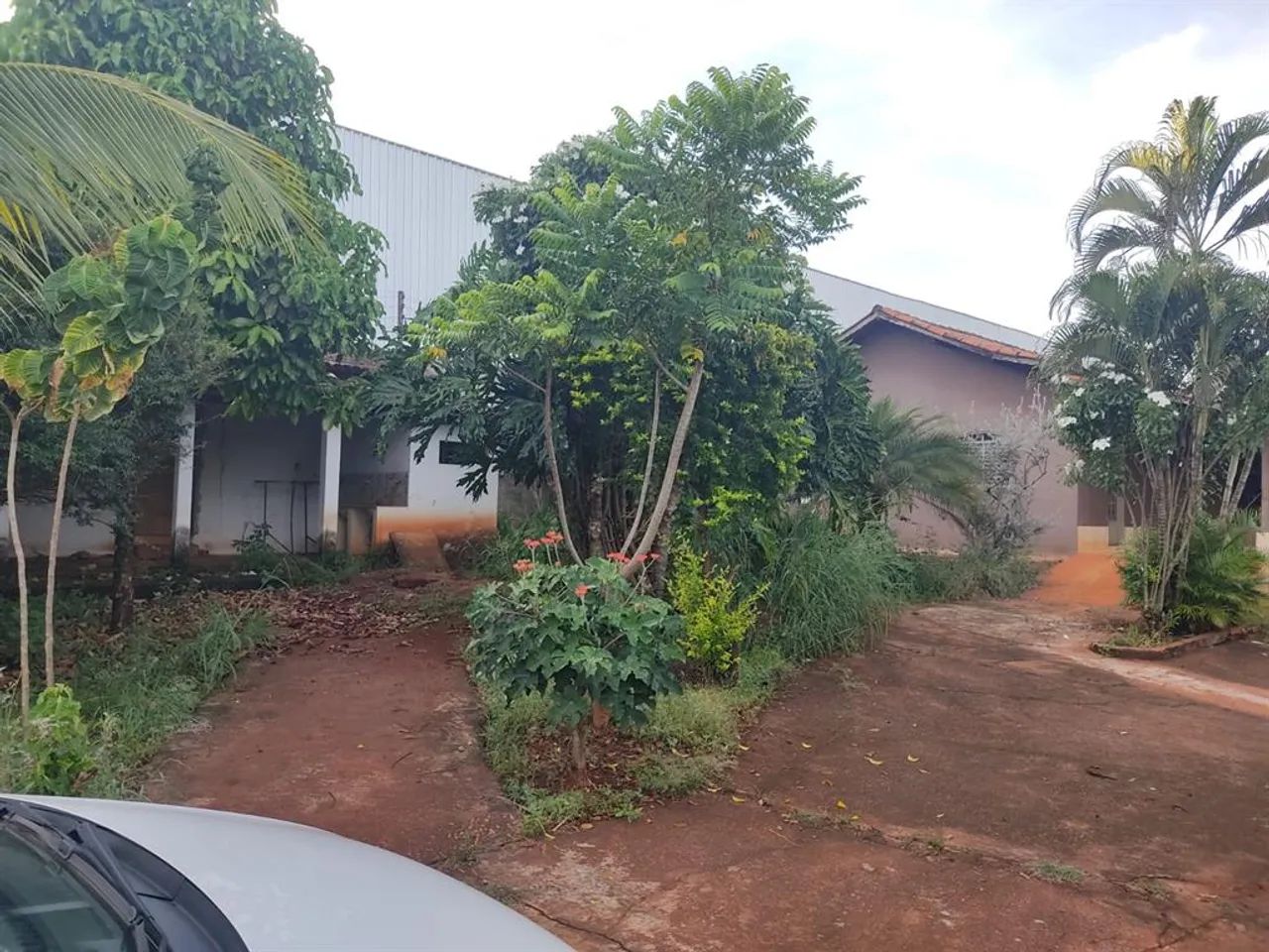 0 - Casa 3 quartos, sendo 2 suítes - Foto 2