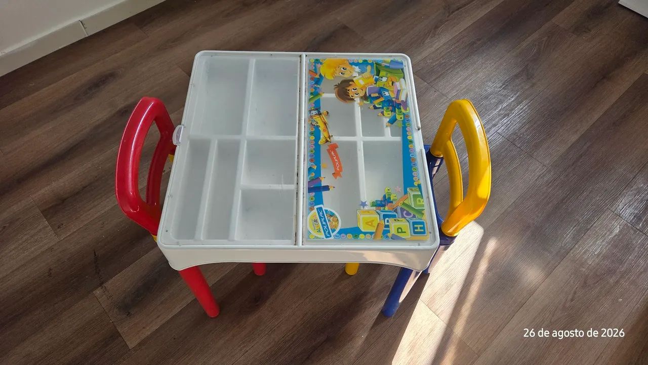 MESINHA INFANTIL COM CADEIRAS - Foto 2