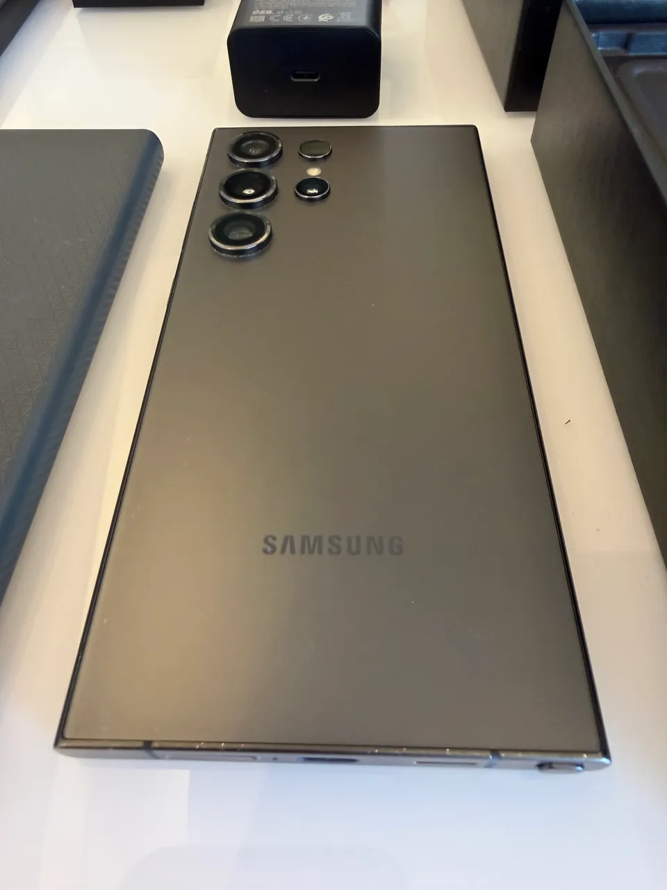 Samsung Galaxy S24 256GB 5G Cinza Impecável - Celulares e