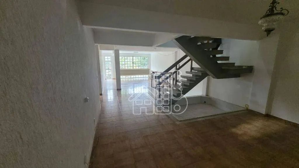Casa com 4 dormitórios para alugar, 251 m² por R$ 8.340,00/mês - São Francisco - Niterói/R - Foto 3
