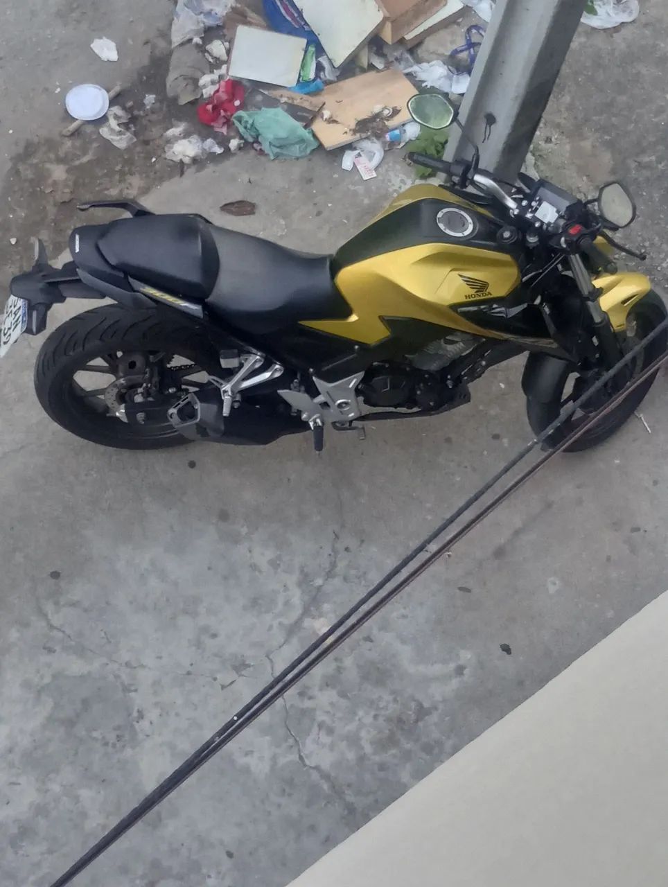 CB 300f vendo - Foto 4