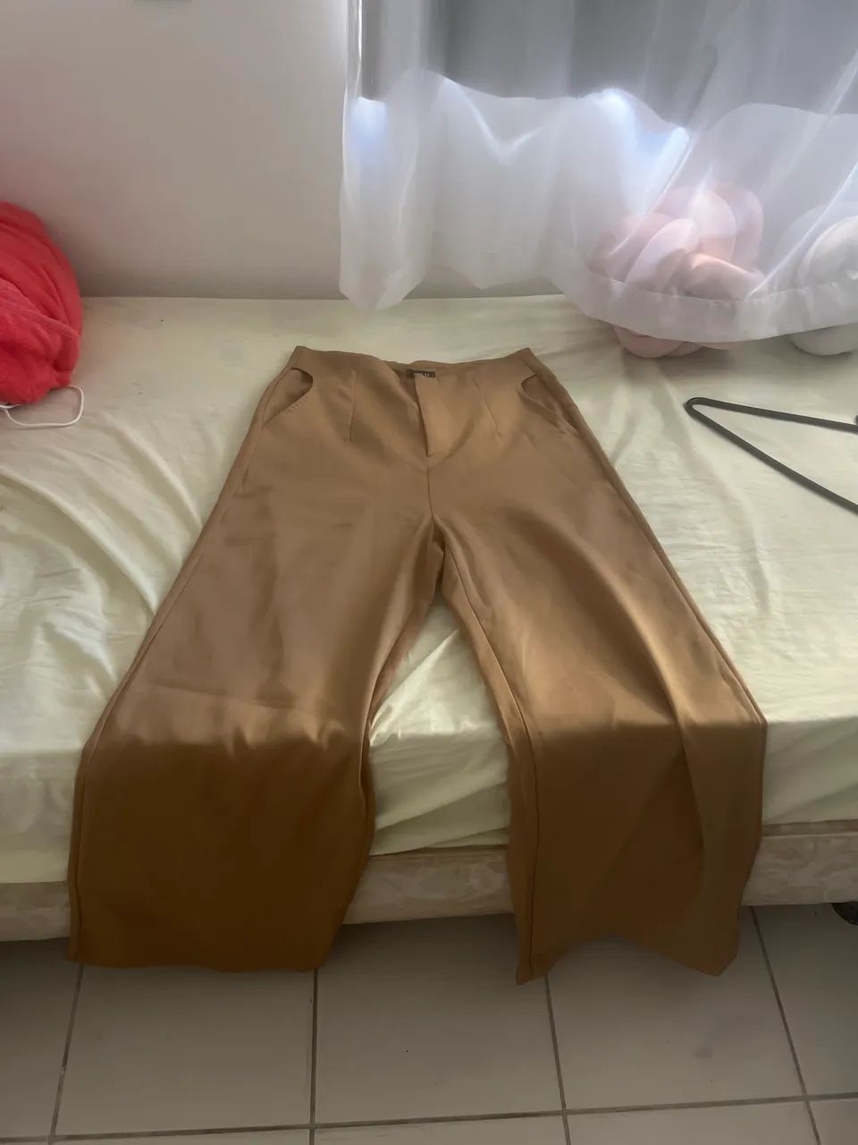 Calça bege alfaiataria  - Foto 3