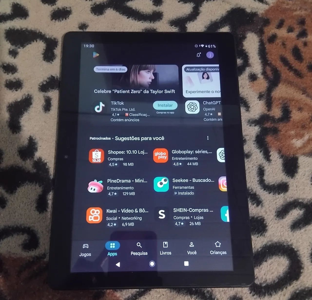 Vendo um Tablet Pritom valor 300