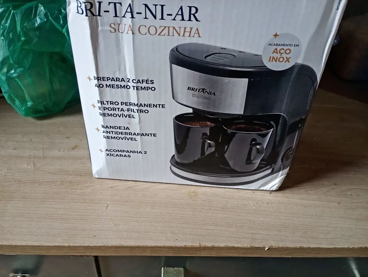 Uma cafeteira elétrica  - Foto 3