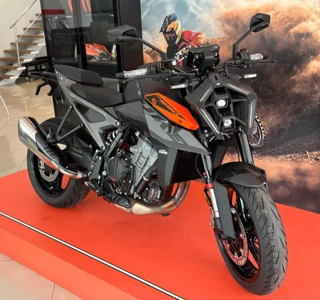 Ktm 990 Duke 2024 - Foto 2