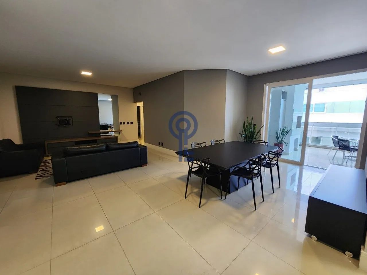 Apartamento com 3 dormitórios em Canasvieiras - Foto 5