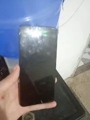 Celular com defeito 