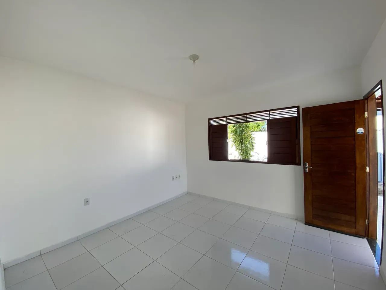 Vendo casa em Parnamirim.
