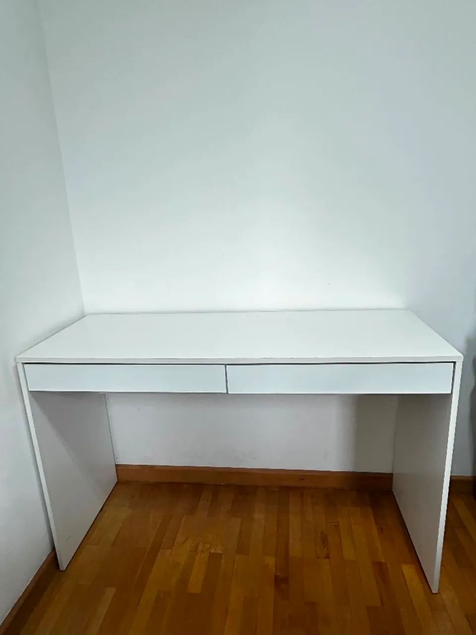 Mesa / Escrivaninha - Foto 3