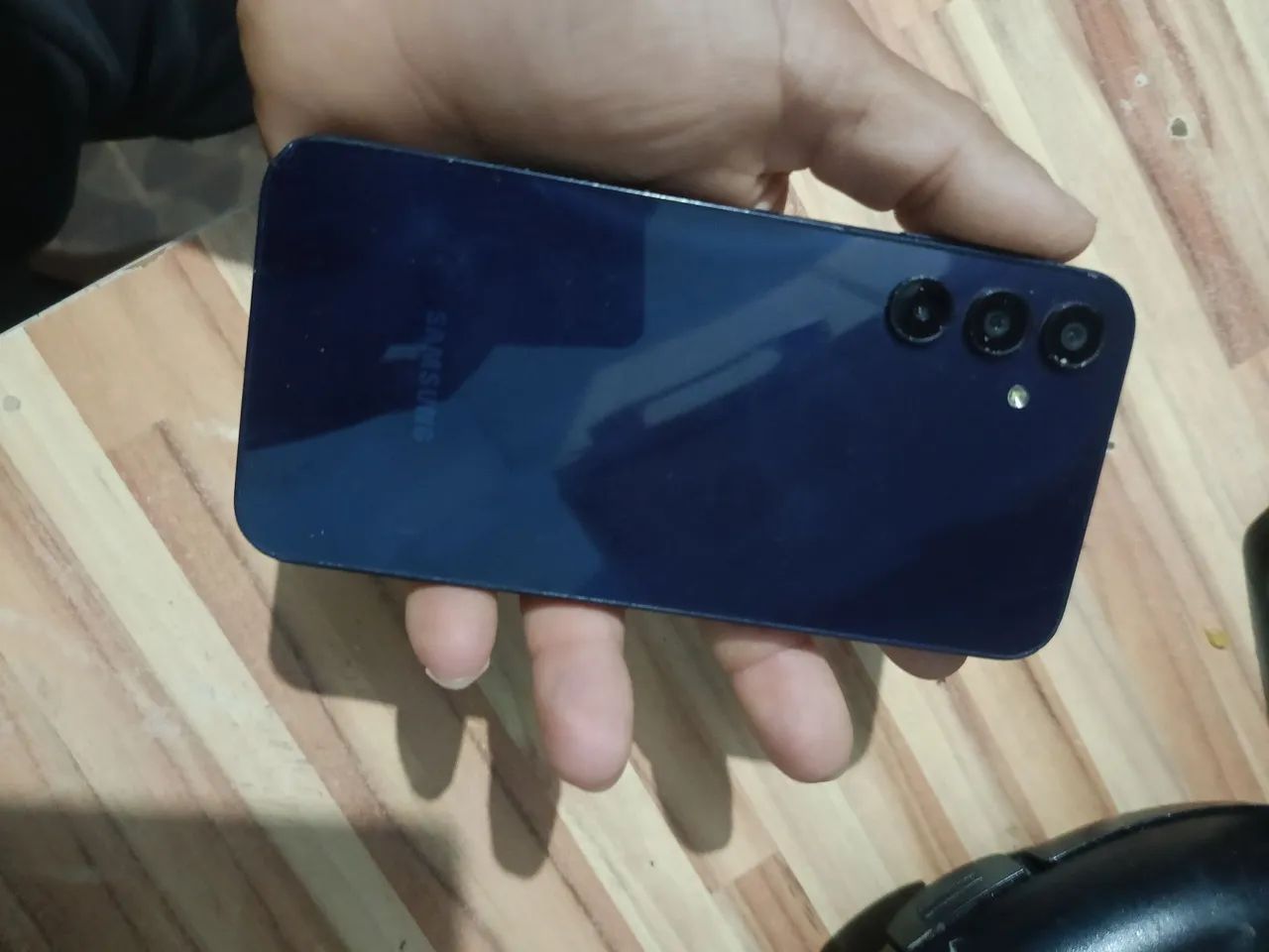 Vendo celular Samsung a15 - Foto 5