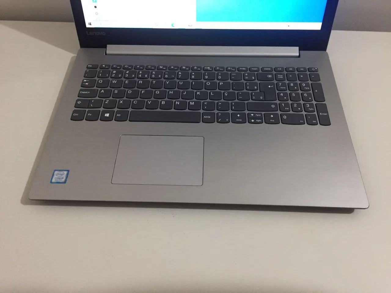 Notebook lenovo,330 intel i5