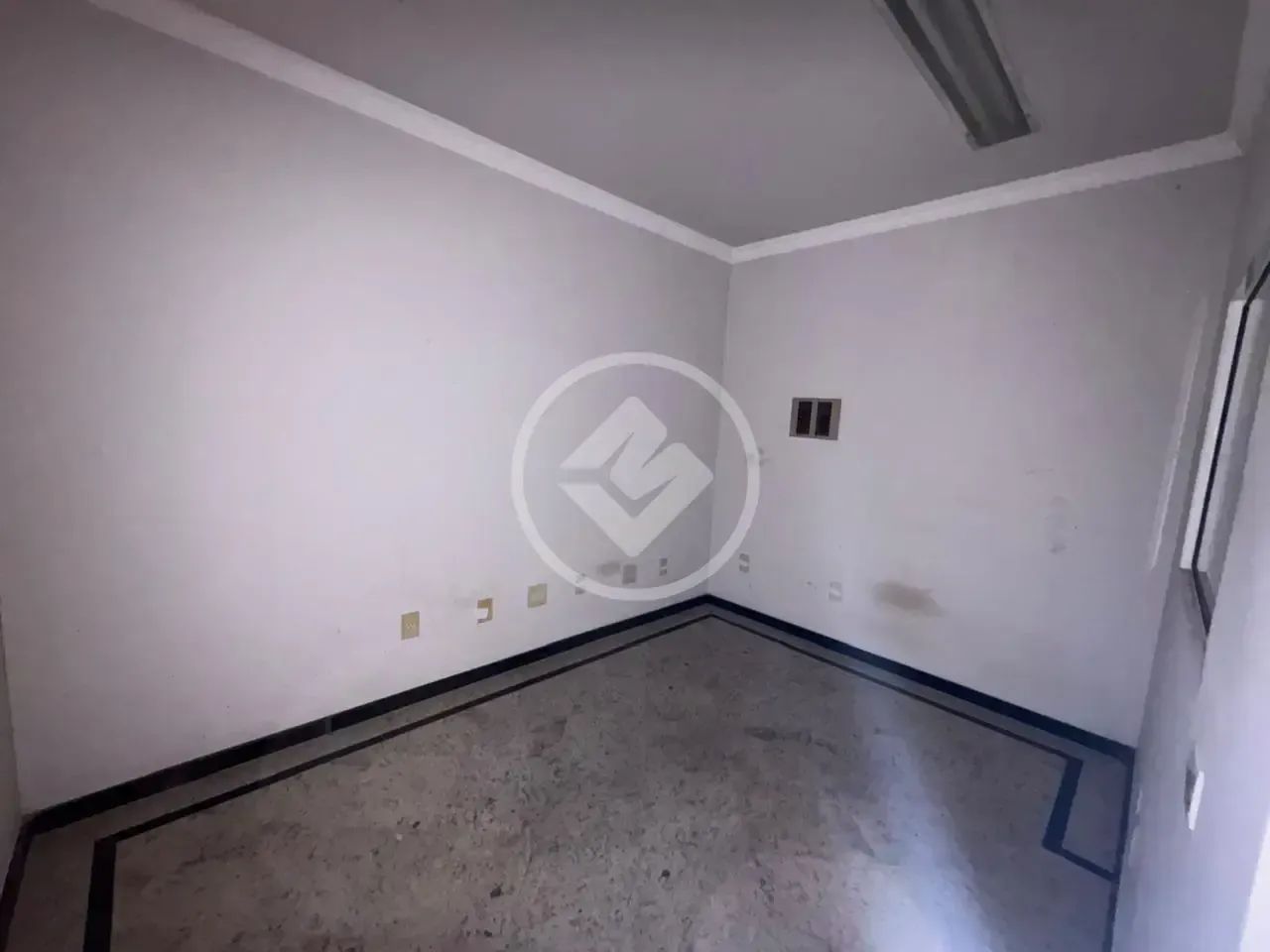 SALA COMERCIAL NA GALERIA PRÉDIO BEIRA MAR ! codigo: 367160 - Foto 5