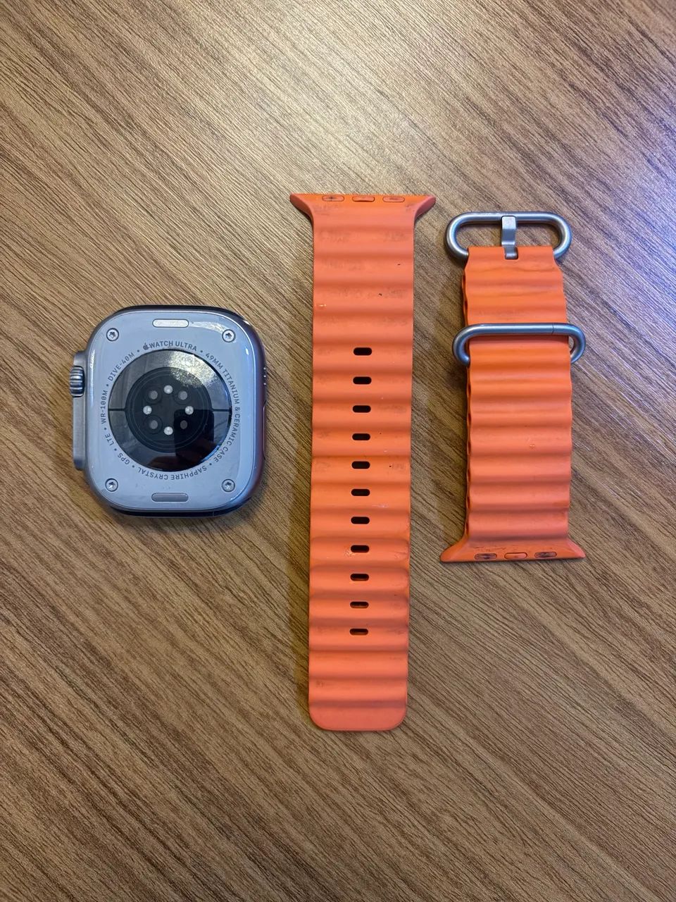 Apple Watch Ultra 2 - Titanium - SAÚDE BATERIA 100% - Foto 2