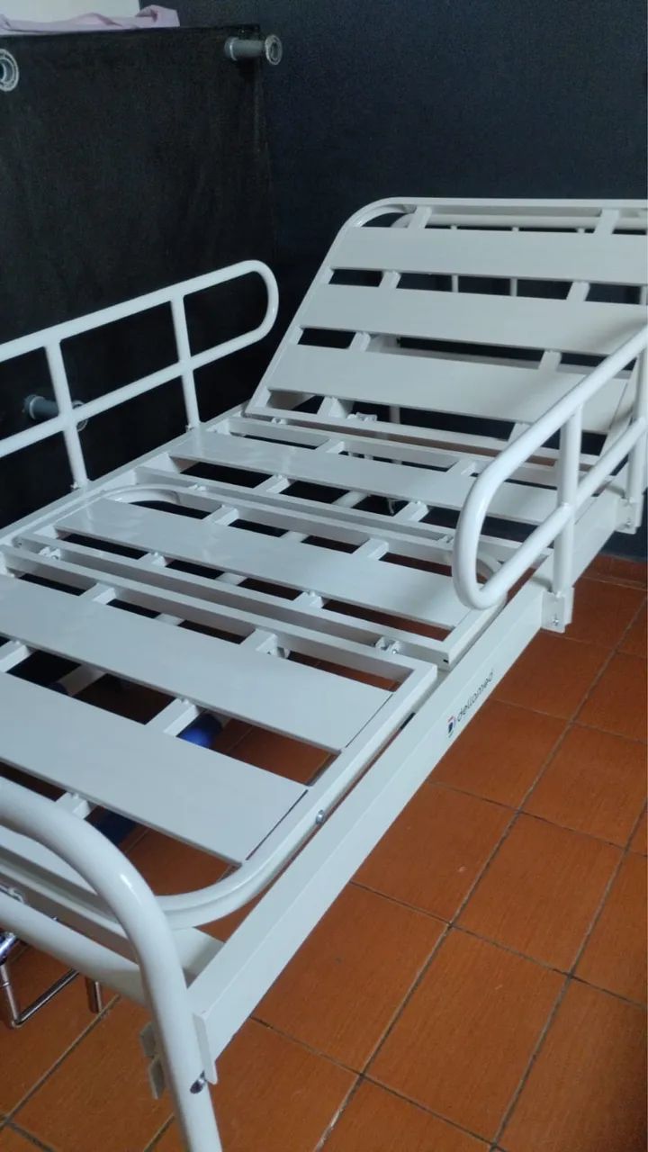 Cama hospitalar Dx2 + colchão  - Foto 4
