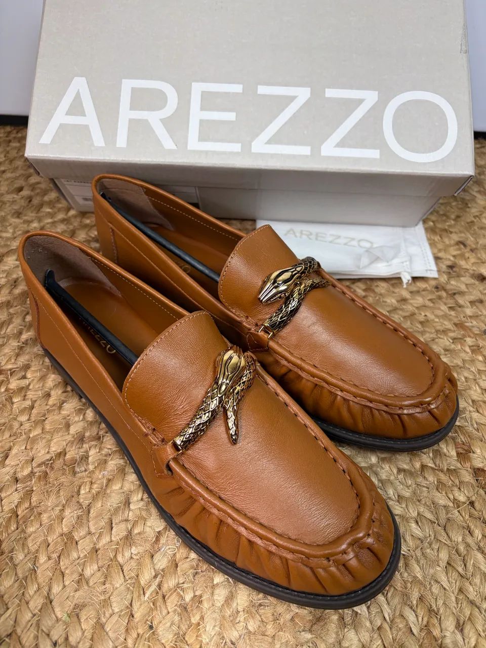 Mocassim em couro arezzo 37 (novo)
