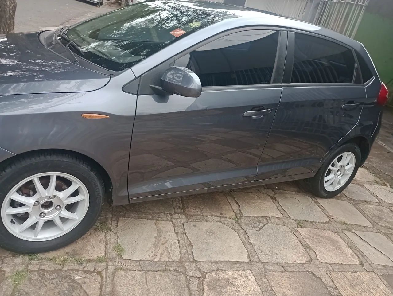 Chery Celer Hatch 1.5 16V Flex 5P 2014 - Foto 4