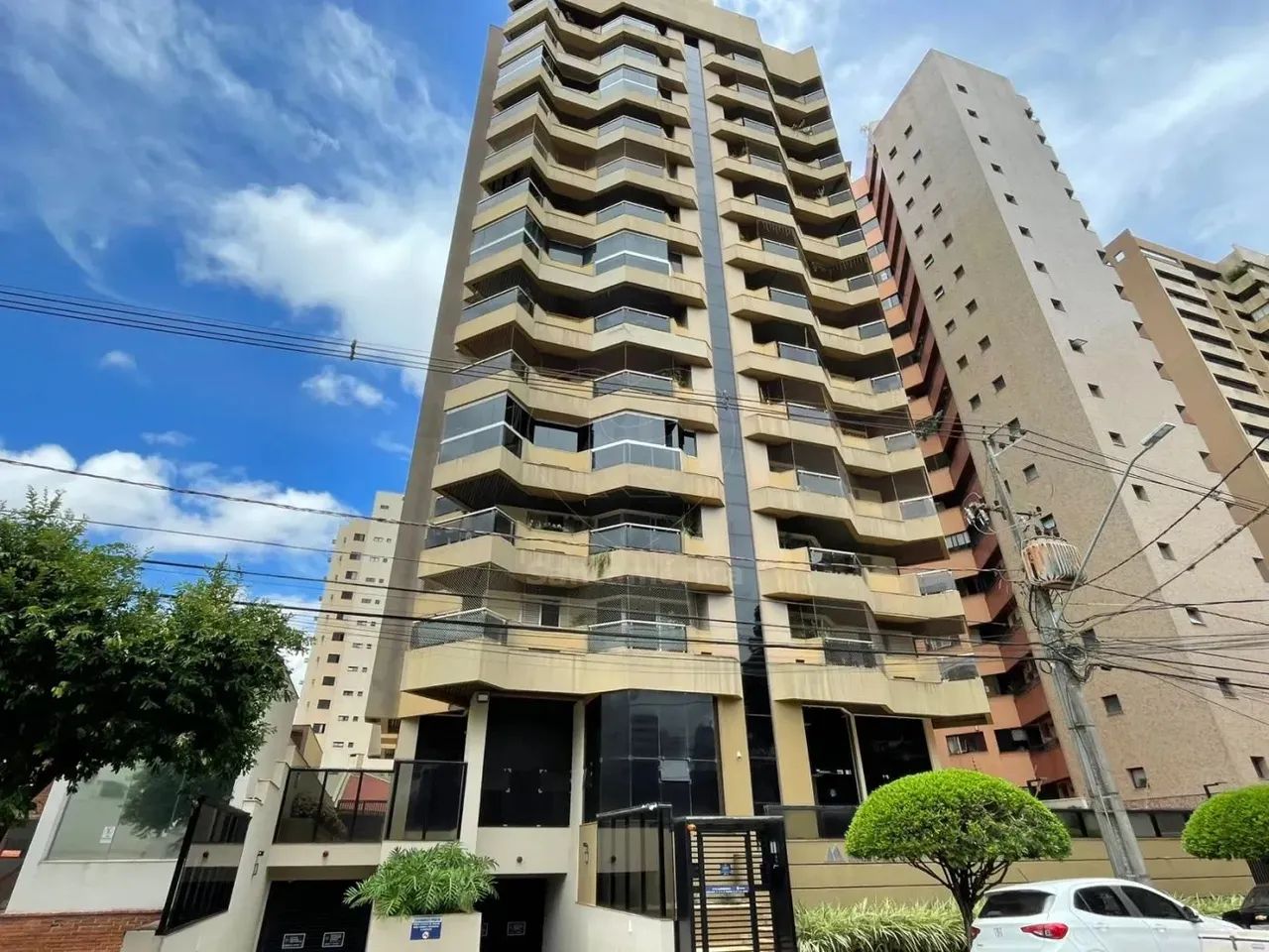 Apartamento 4 quartos à venda - Centro, Londrina - PR 1471604088 | OLX