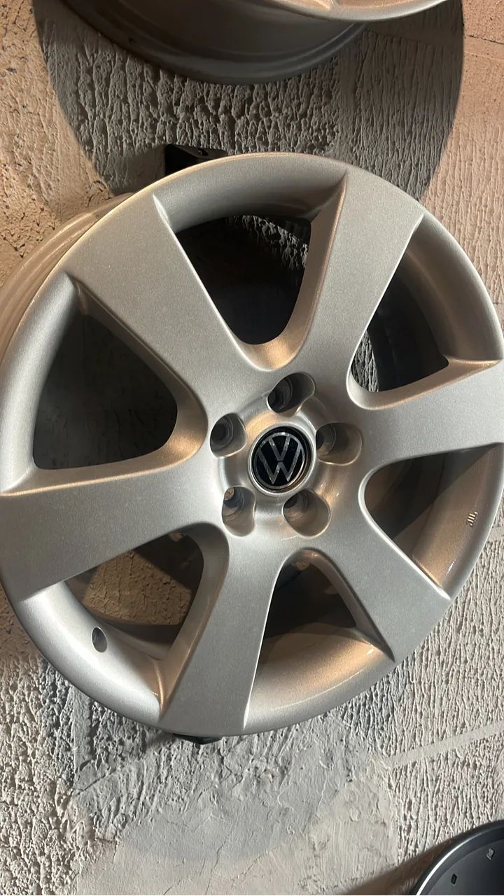 Vende-se jogo de roda aro 18