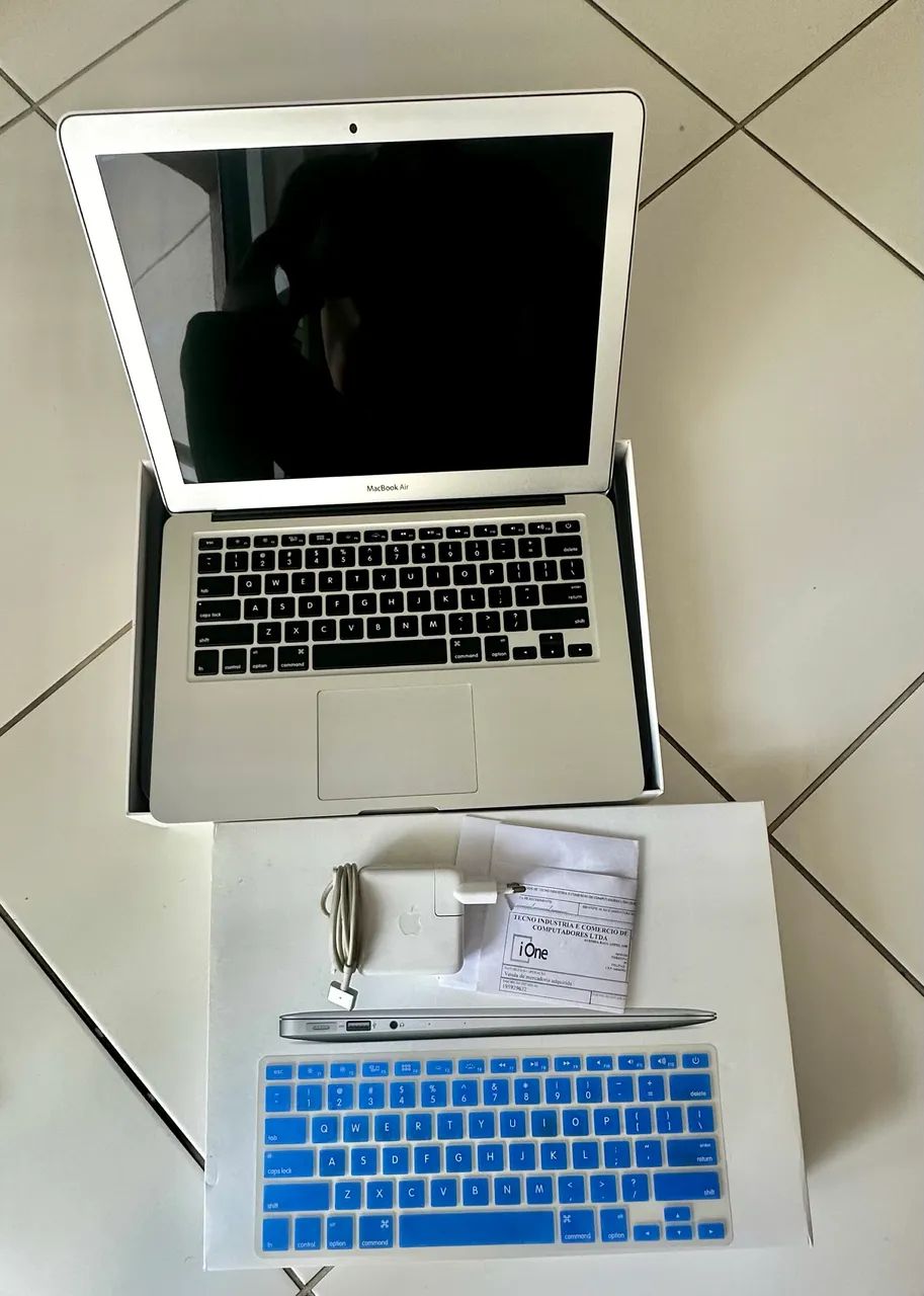 MacBook Air 8GB 128GB