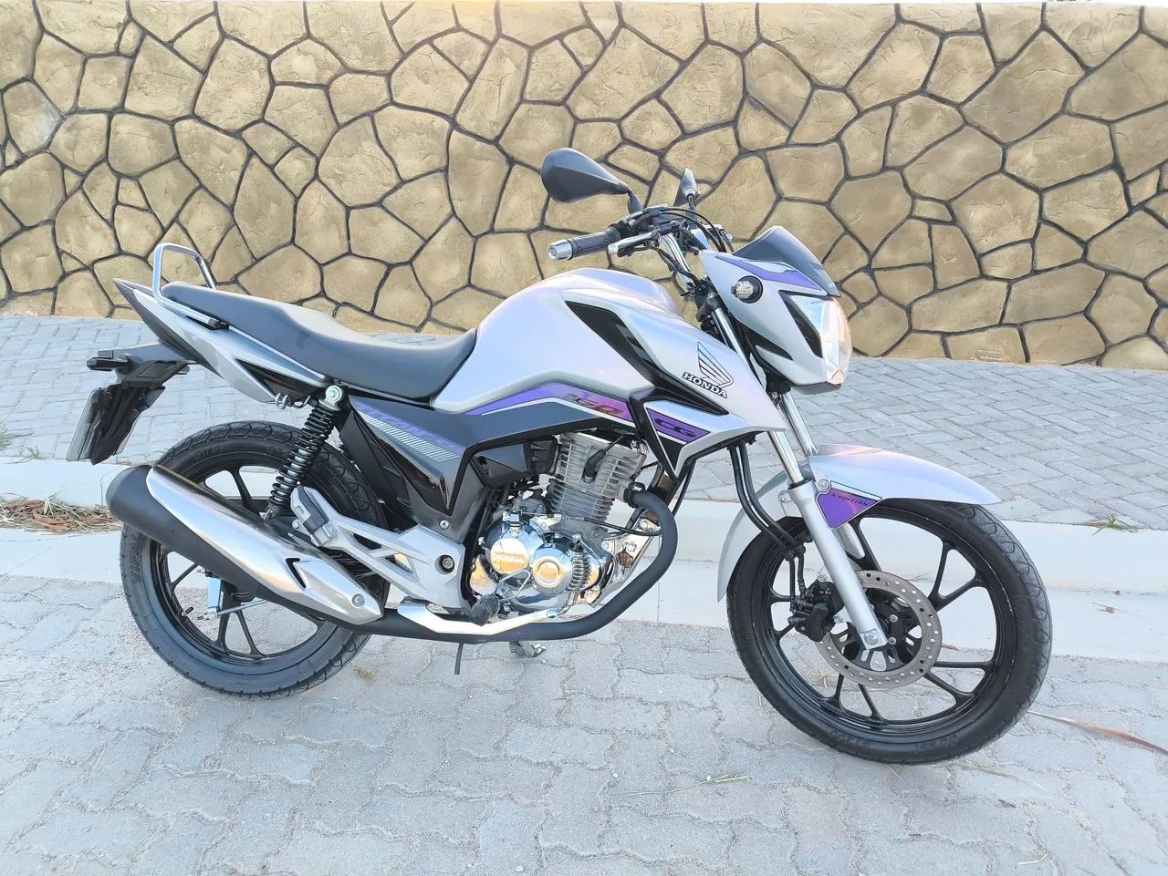 TITAN 160 2022 personalizada  - Foto 4