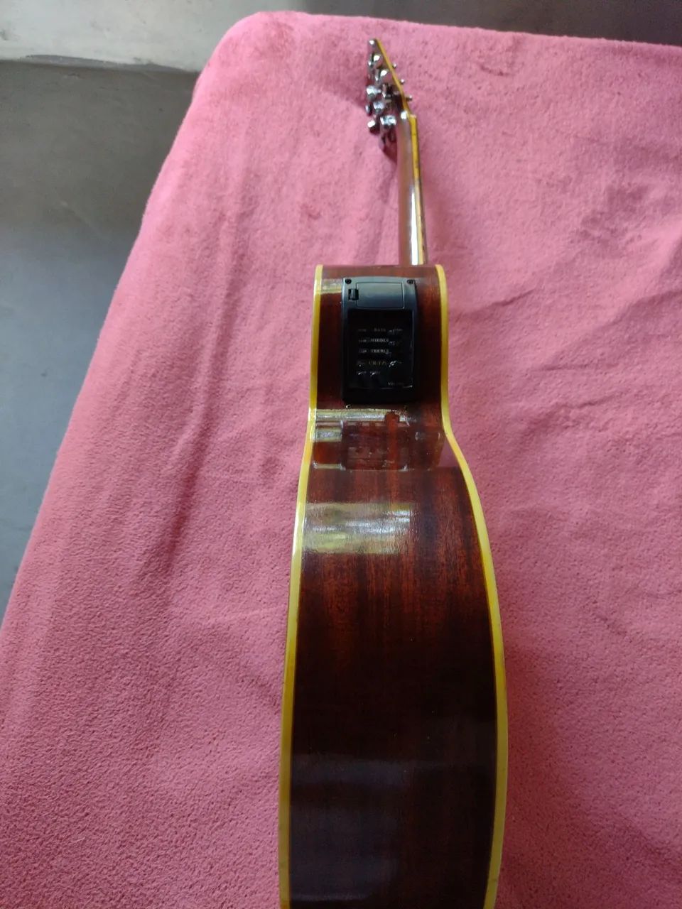 Vendo um Violão Tagima  - Foto 2