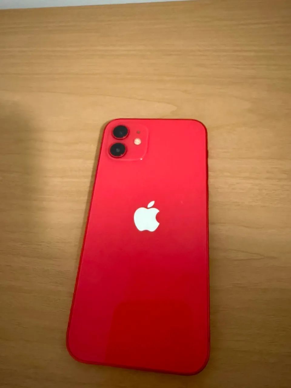 iPhone 12 vermelho 64GB