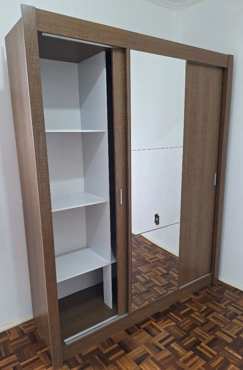 Guarda-roupa c/ Portas de correr  - Foto 3