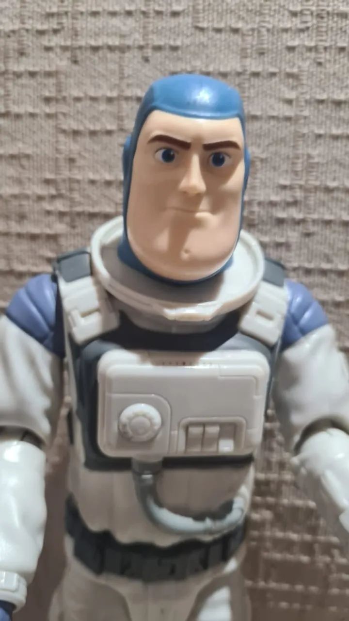Boneco Buzz Lightyear  XL -01 oficial da Mattel -colecionavel - Foto 4