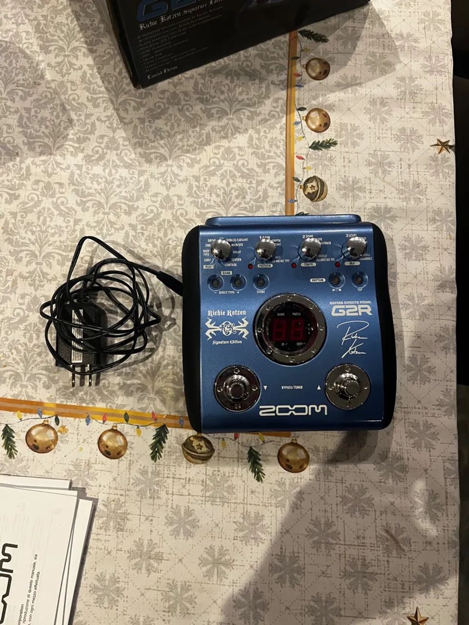 Pedaleira zoom g2r - Instrumentos musicais - Santos Dumont