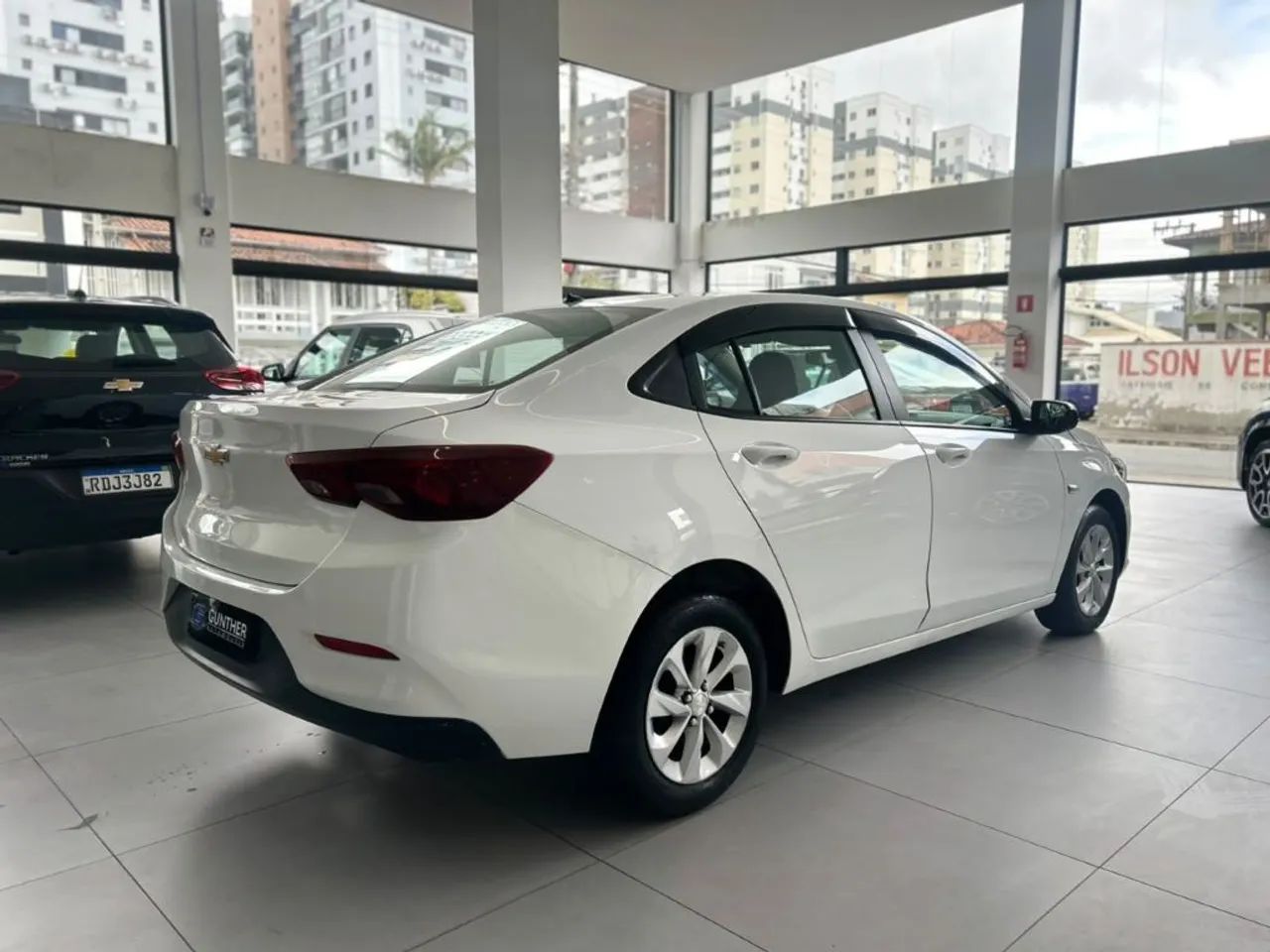 Chevrolet Onix Plus LT 1.0 12V Flex Mec. 4P 2023 - Foto 5