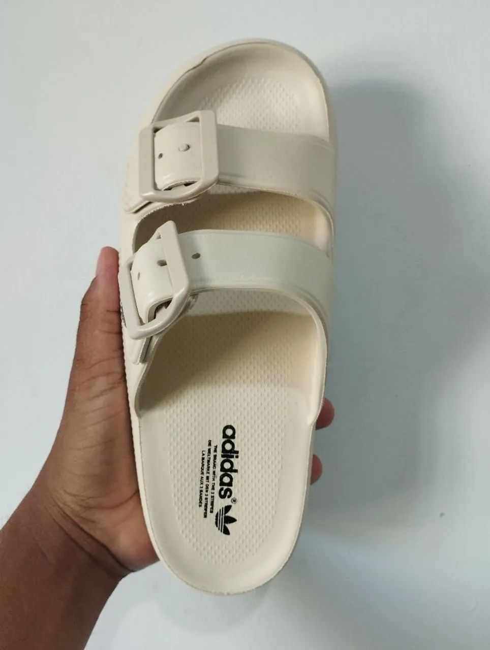 Chinelo Adidas Slide Bege - Conforto e Estilo