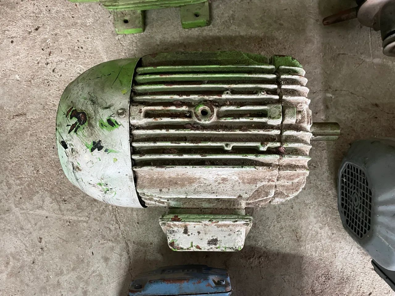 Motores elétricos e bombas  - Foto 4