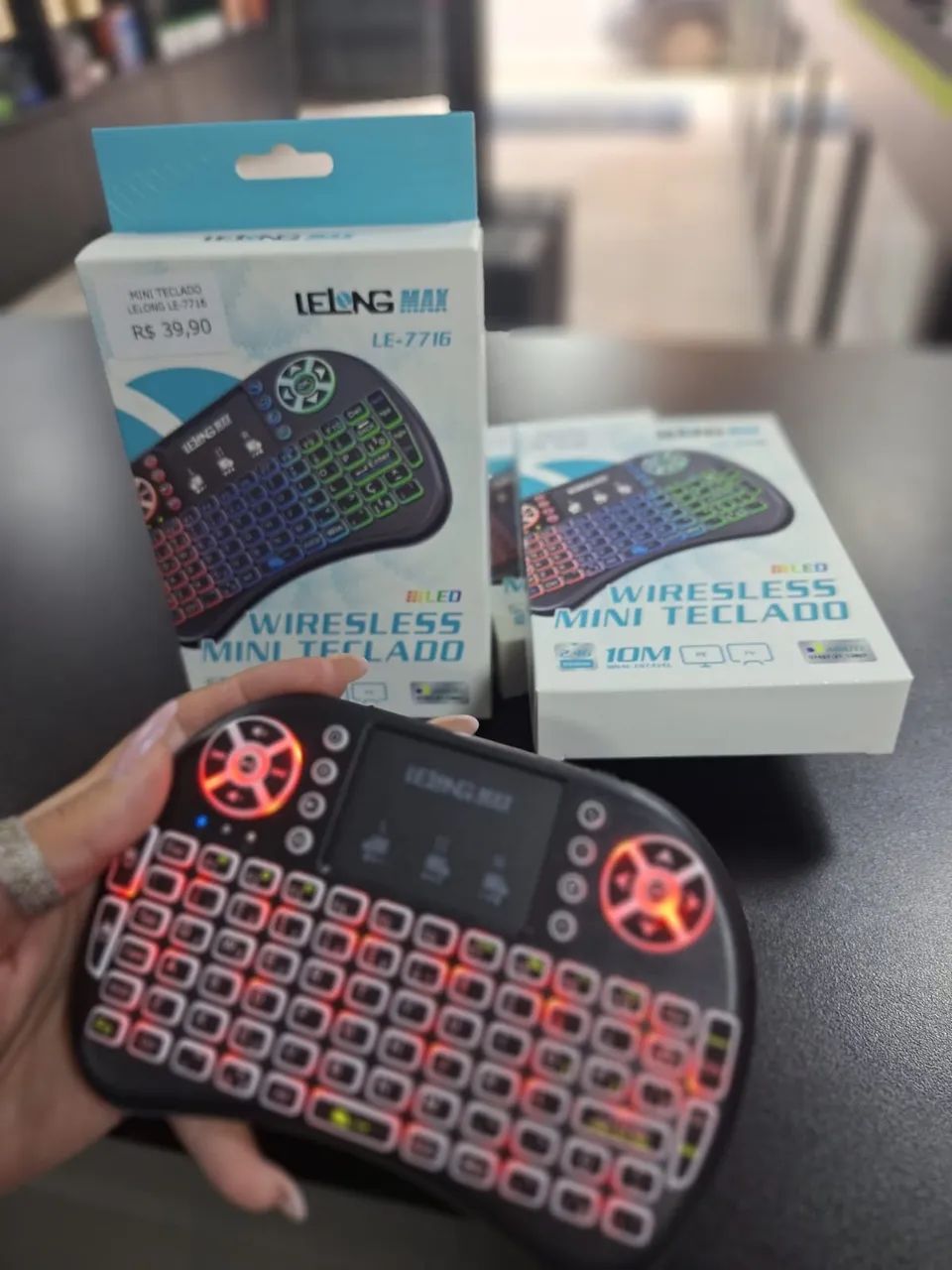 Mini teclado Led - wireless, novo - Foto 3