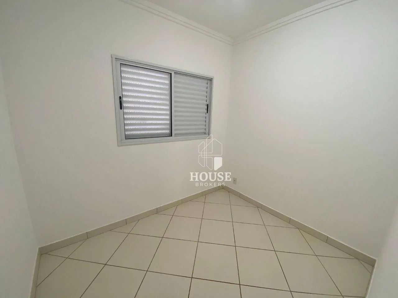 Apartamento com 3 dormitórios para alugar, 74 m² por R$ 2.190,00/mês - Edificio Serra Dour - Foto 2