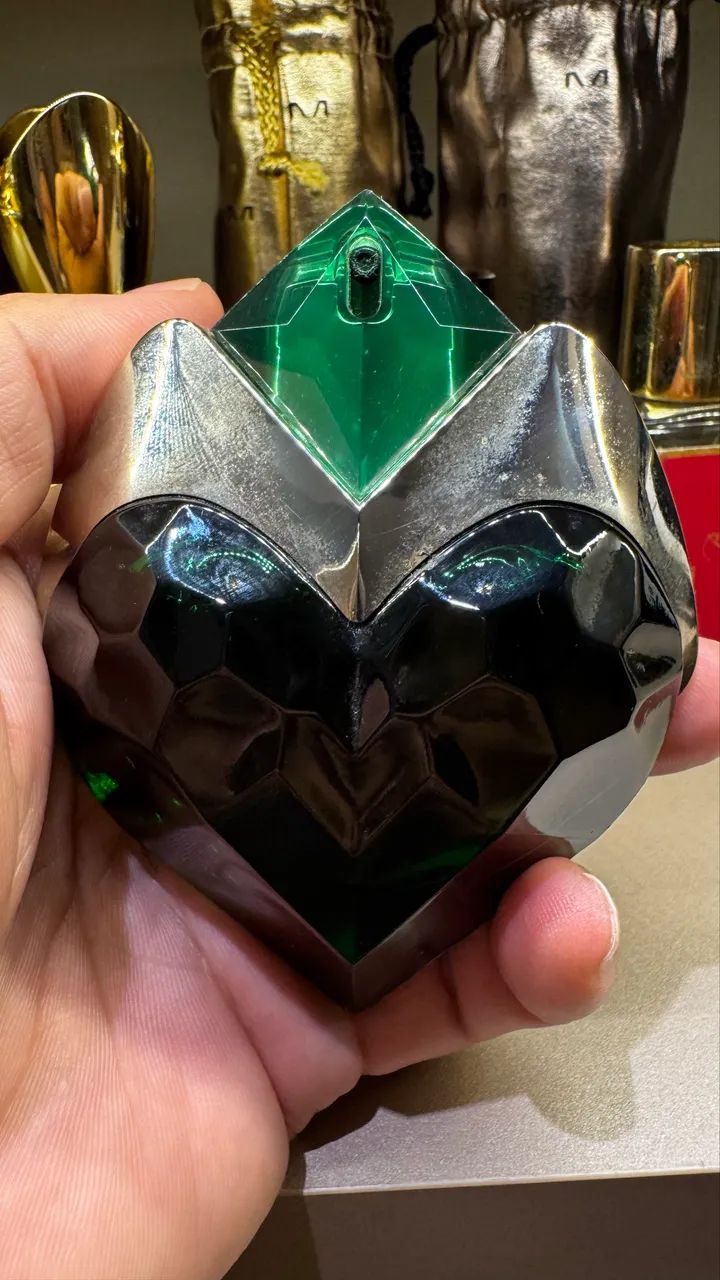Perfume Aura da Mugler 50ML original pouco usado!