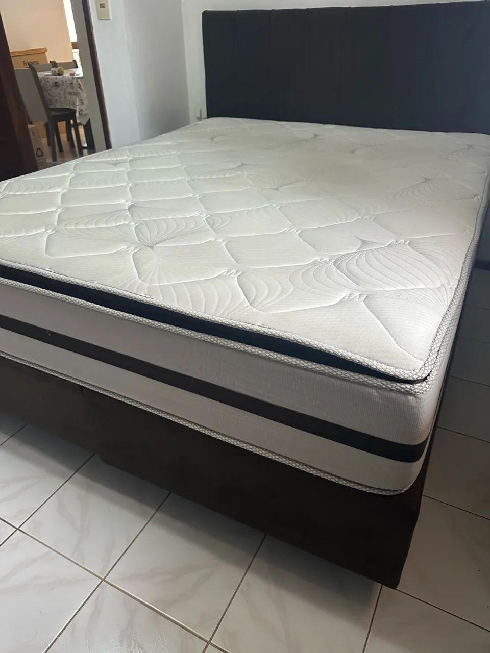 Vendo Cama Queen com Pillow Camada Extra Gazin  - Foto 2