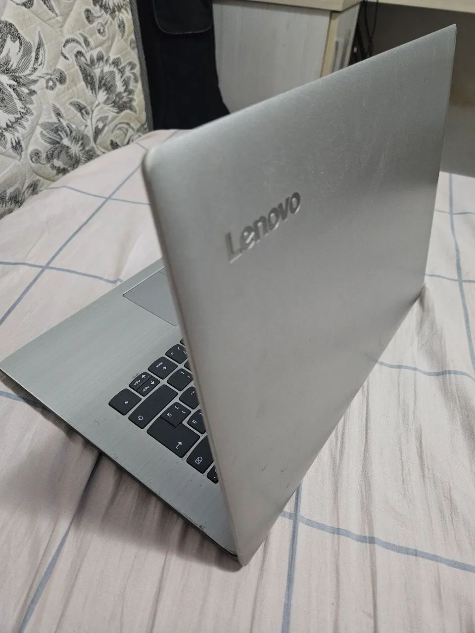 Lenovo ideapad 320 - Foto 2