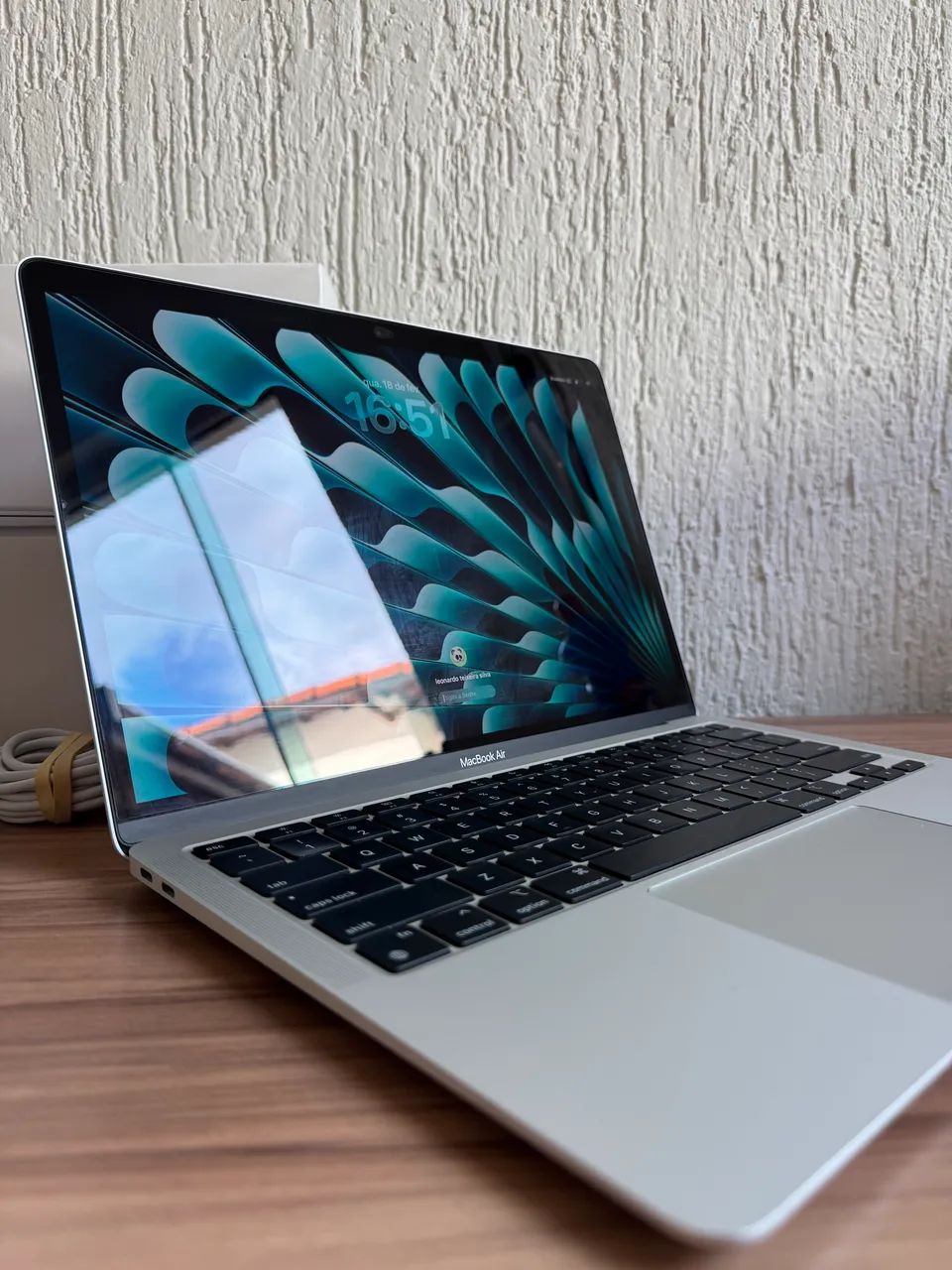 MacBook Air M1 2020 (1 mês de uso) + IMPECÁVEL 
